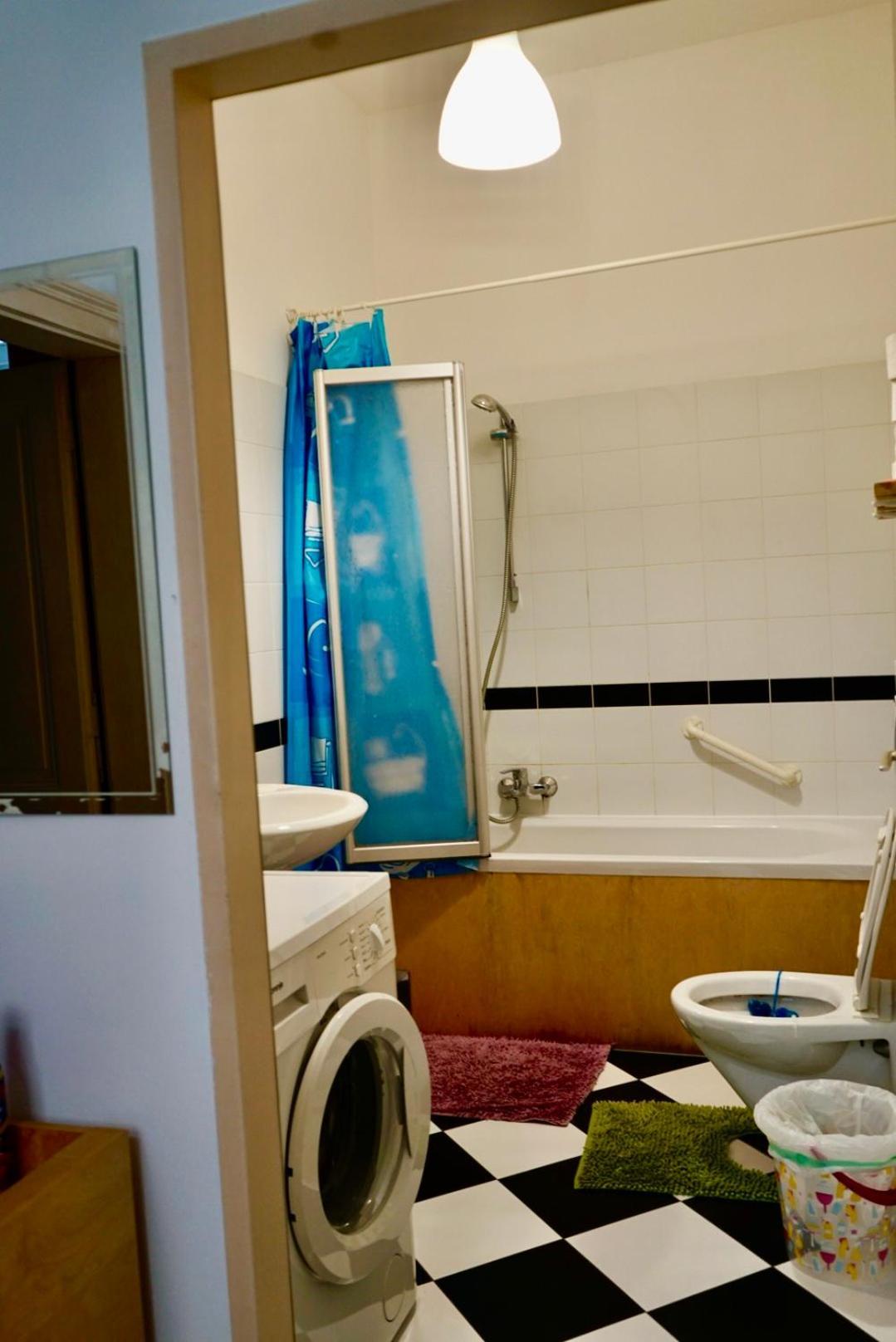 Volkstheater Apartment. Виена Екстериор снимка