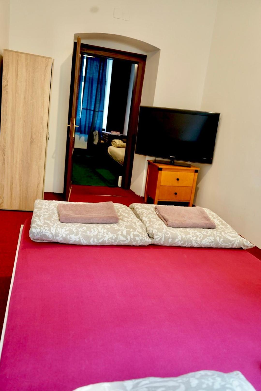 Volkstheater Apartment. Виена Екстериор снимка